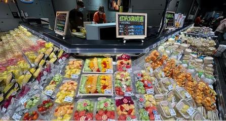 胖东来于东来 让天下没有难开的超市，引领新鲜水果零售新风尚