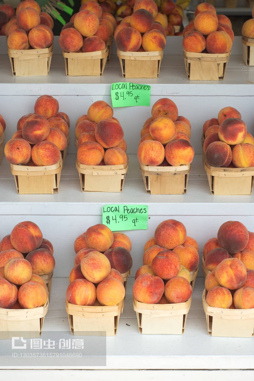 新鲜桃子 甜美多汁的水果之选